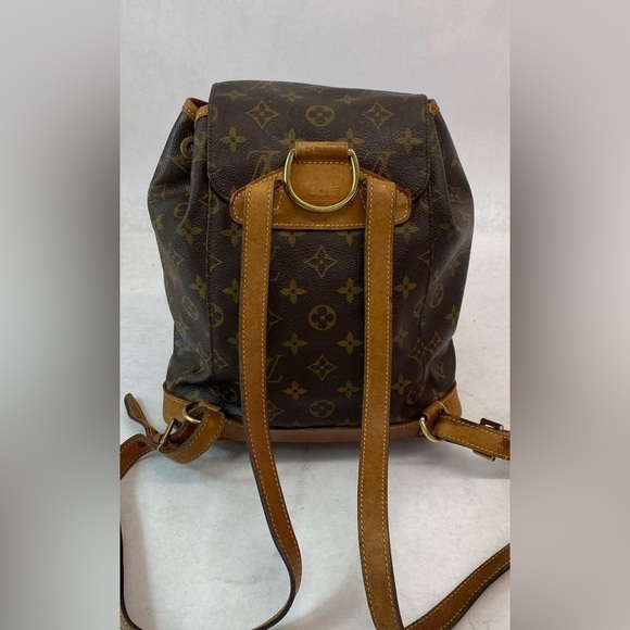 Louis Vuitton Authentic Monogram Backpack - Picture 3 of 5